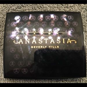 A of BV- Bronzer in Saddle